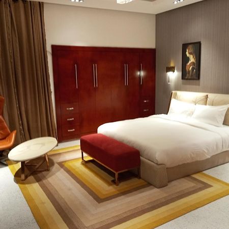 Sujimoto Residences Macdonald 拉各斯 外观 照片