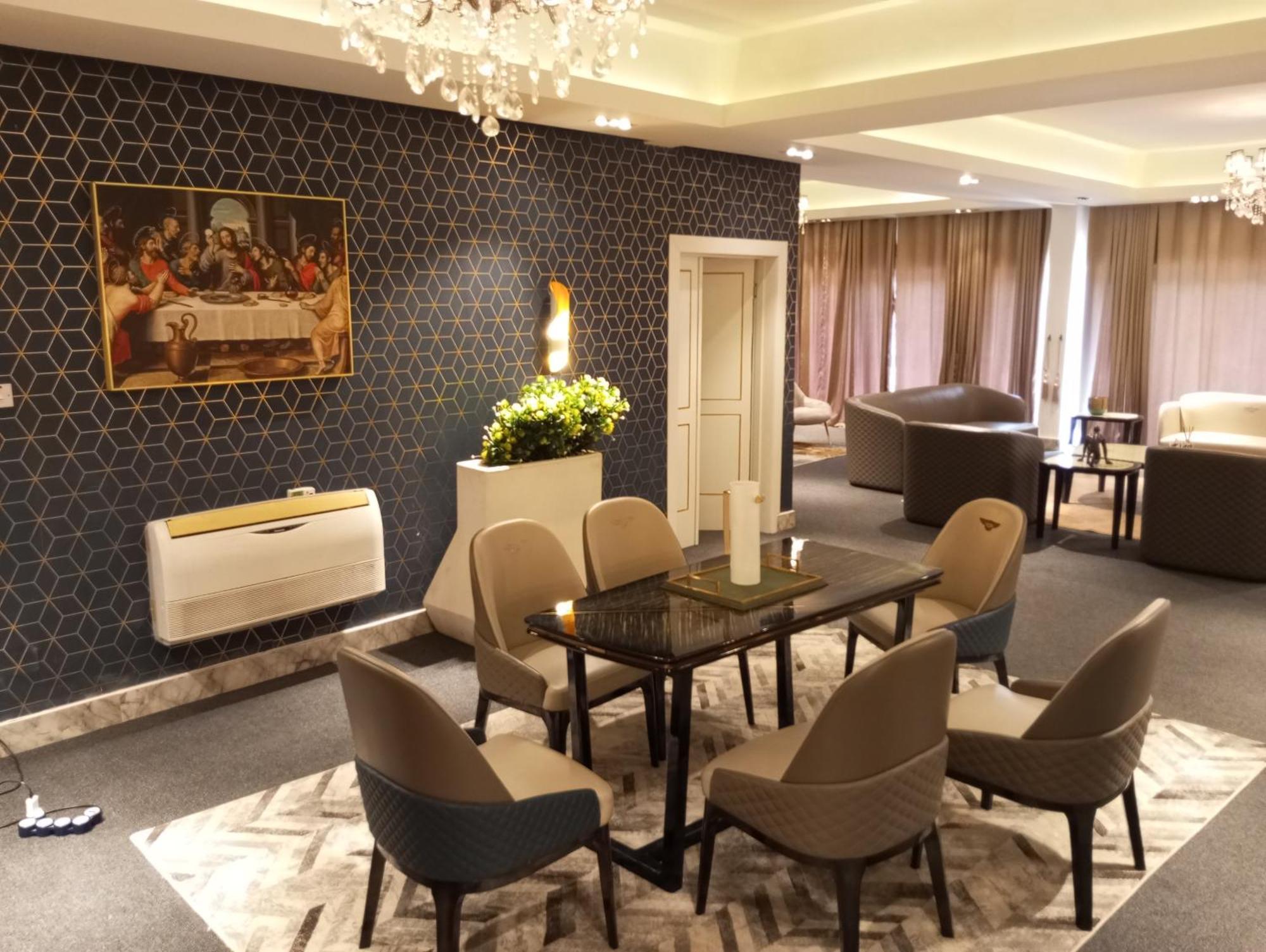 Sujimoto Residences Macdonald 拉各斯 外观 照片